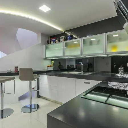 In Novigrad Mit Whirlpool By Interhome Apartmán