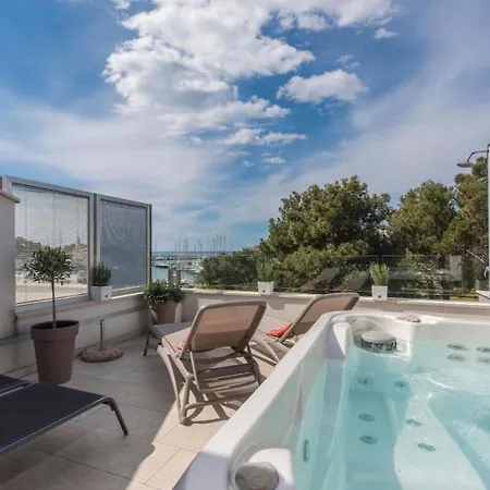In Novigrad Mit Whirlpool By Interhome * Novigrad Istria