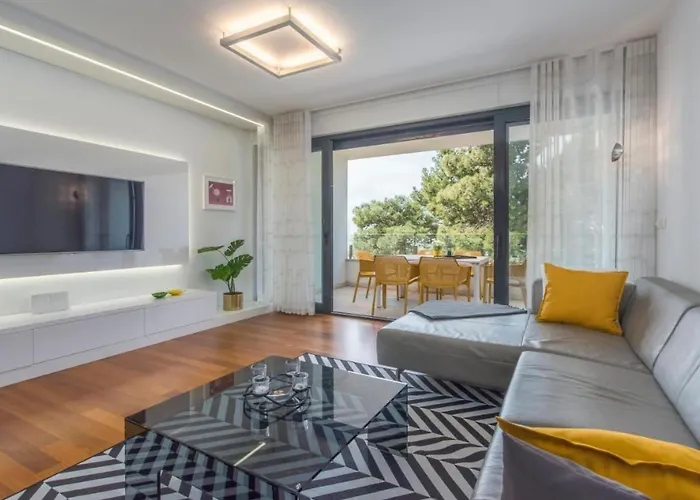 In Novigrad Mit Whirlpool By Interhome