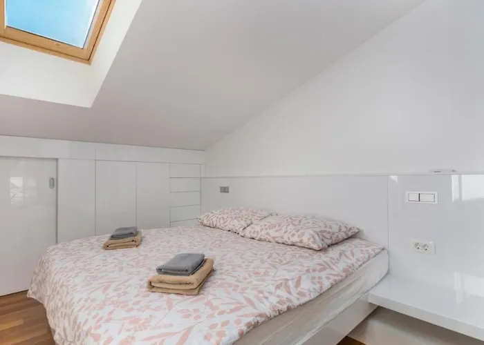 In Novigrad Mit Whirlpool By Interhome