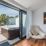 Διαμέρισμα In Novigrad Mit Whirlpool By Interhome *