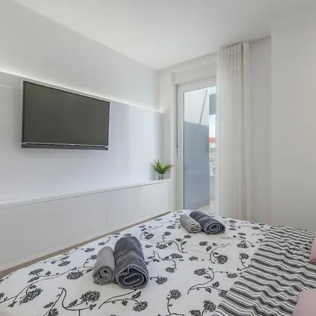 In Novigrad Mit Whirlpool By Interhome